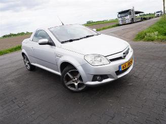 Opel Tigra 1.4 16v picture 4