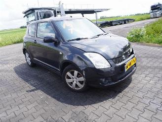 Suzuki Swift 1.3 vvt picture 4
