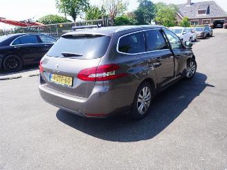 uszkodzony samochody osobowe Peugeot 308 SW 1.2 THP 2015/3