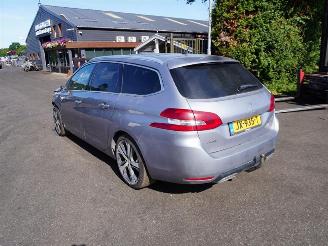 Peugeot 308 2.0 BlueHDI Combi picture 2