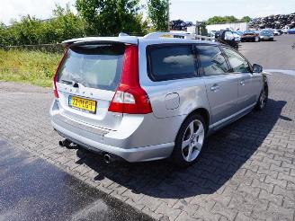 Uttjänta bilar auto Volvo V-70 2.0 T 2011/2
