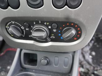 Dacia Duster 1.6 16v picture 6