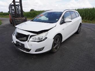 Opel Astra SPORTS TOURER 1.4 Turbo picture 3