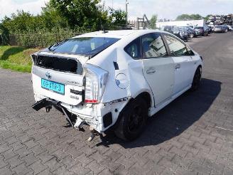 Démontage voiture Toyota Prius 1.8 16v Plug in 2012/8
