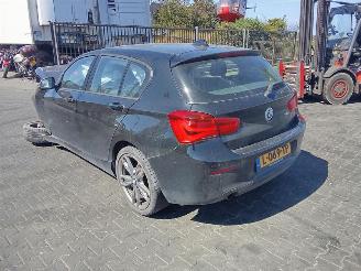 BMW 1-serie 118i picture 2