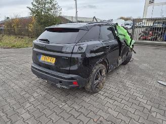 Coche siniestrado Peugeot 3008 1.6 Hybrid 2023/9