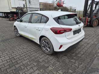 Ford Focus 1.0 hybrid picture 2
