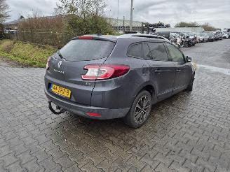 demontáž osobní automobily Renault Mégane Grandtour 1.2 16v 2012/11