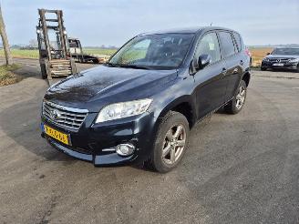 Toyota Rav-4 2.0 picture 3