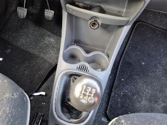 Peugeot 107 1.0 12v picture 6