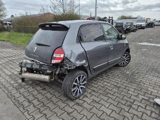 Coche siniestrado Renault Twingo 1.0 SCe 2016/4