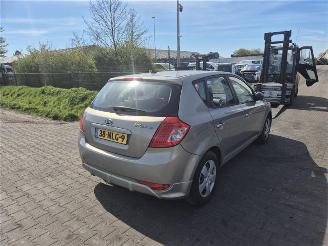 Uttjänta bilar auto Kia Ceed 1.4 2010/11