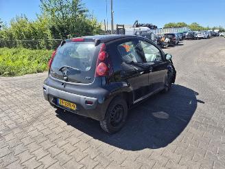 Dezmembrări autoturisme Peugeot 107 1.0 12v 2012/9