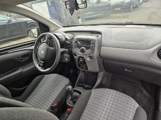 Peugeot 108 1.0 12v VVT picture 7