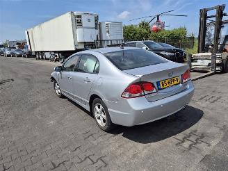 Honda Civic 1.3 Hybrid picture 2
