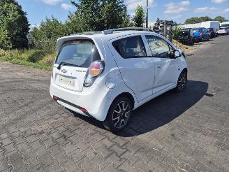 Coche siniestrado Chevrolet Spark 1.0 2011/9