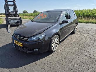 Volkswagen Golf 1.4 tsI picture 3