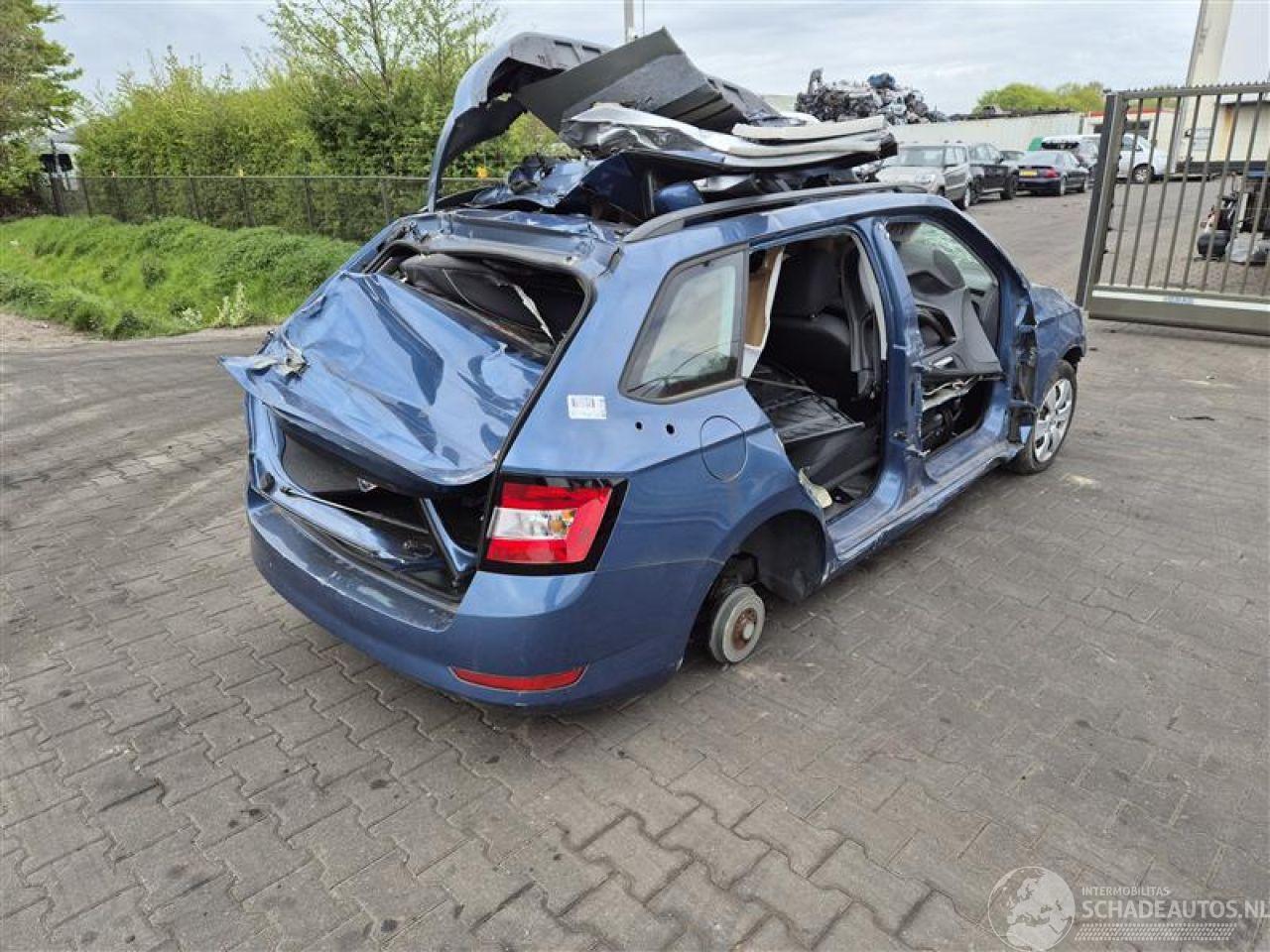 Skoda Fabia Combi 1.0 TSi