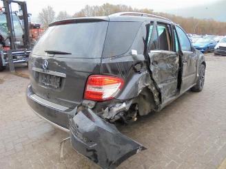 Mercedes ML ML II (164/4JG), SUV, 2005 / 2011 3.0 ML-320 CDI 4-Matic V6 24V picture 3