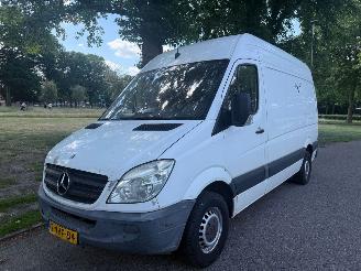Mercedes Sprinter 95 kW (129 PK) en een cilinderinhoud van 2143 cc. picture 1