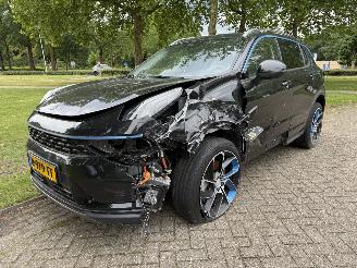 Coche accidentado Lynk & Co 01  2022/1