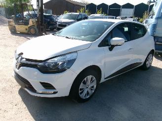 Renault Clio 0.9 Cool & Sound picture 2