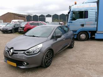  Renault Clio 0.9 Comfort 5 Drs 2014/10