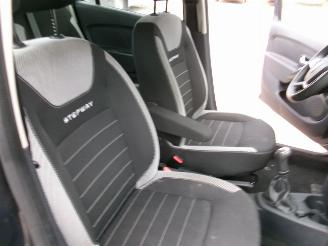 Dacia Sandero 0.9 Stepway - Rainbow picture 29