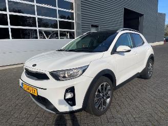 uszkodzony samochody osobowe Kia Stonic 1.0i T-GDi 12V SUV  Benzine 998cc 88kW (120pk) FWD 2018/1