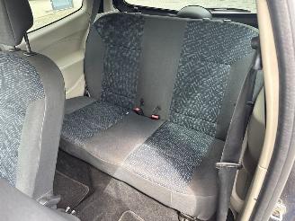 Renault Twingo 1.2 Hatchback 2Dr Benzine 1.149cc 43kW (58pk) FWD picture 10