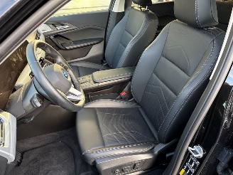 BMW iX1 225KW (306PK) haman kadon panoramadak picture 14