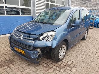 krockskadad bil auto Citroën Berlingo 1.6 VTi 120 Multispace 2011/1