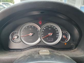 Subaru Legacy Touring Wagon 2.0i picture 17