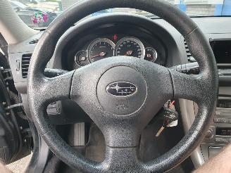 Subaru Legacy Touring Wagon 2.0i picture 16