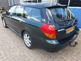 Subaru Legacy Touring Wagon 2.0i picture 3