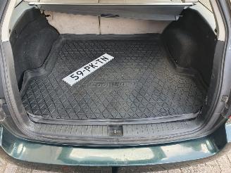 Subaru Legacy Touring Wagon 2.0i picture 23