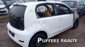 Vrakbiler auto Volkswagen Up! Up! (121), Hatchback, 2011 1.0 MPI 12V 2020/10