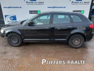 Vrakbiler auto Audi A3 A3 Sportback (8PA), Hatchback 5-drs, 2004 / 2013 1.8 TFSI 16V 2010/11