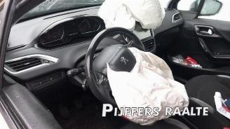 Peugeot 208 208 I (CA/CC/CK/CL), Hatchback, 2012 / 2019 1.2 Vti 12V PureTech 82 picture 17