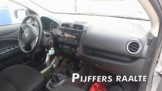 Mitsubishi Space-star Space Star (A0), Hatchback, 2012 1.0 12V picture 22