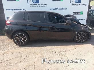 Autoverwertung Peugeot 308 308 (L3/L8/LB/LH/LP), Hatchback 5-drs, 2013 / 2021 1.6 BlueHDi 120 2014/8