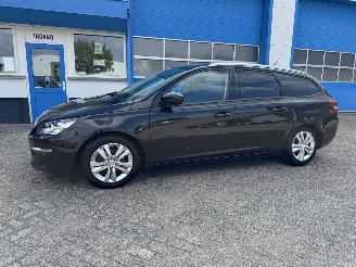 Avarii autoturisme Peugeot 308 1.2 PURE TECH  BLUE LION 2017/4