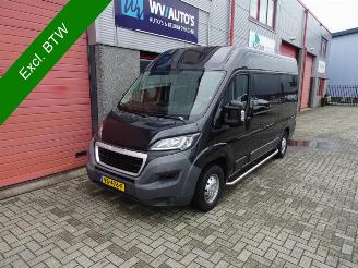 occasion commercial vehicles Peugeot Boxer 330 2.2 HDI L2H2 XR 3 zits airco 2016/1