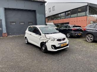 Kia Picanto 1.0 CVVT BusinessLine  AIRCO Hatchback 3-dr. picture 14