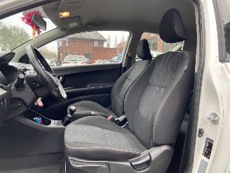 Kia Picanto 1.0 CVVT BusinessLine  AIRCO Hatchback 3-dr. picture 23