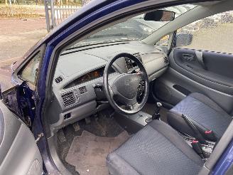 Suzuki Liana 1.6 S-Limited  AIRCO Hatchback 5-dr. picture 20