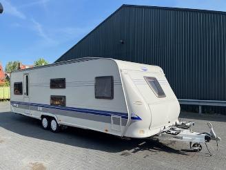 krockskadad bil caravan Hobby  Prestige 720 UKFE 8 pers. 2007/3