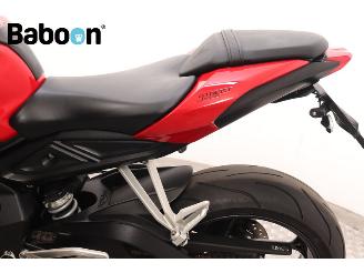 Triumph Street Triple S picture 20