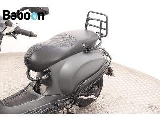 Vespa  Sprint 25KM picture 20