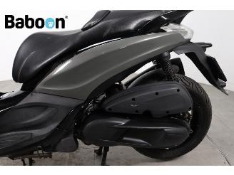 Piaggio  350 Beverly Sport ABS picture 13